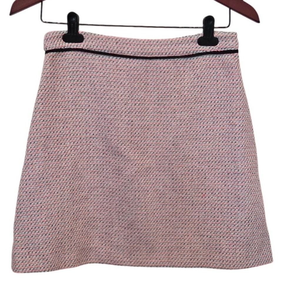 Oliver Bonas Pink Tweed Mini Skirt Size 8 A-Line Textured Back Zip Contrast Trim